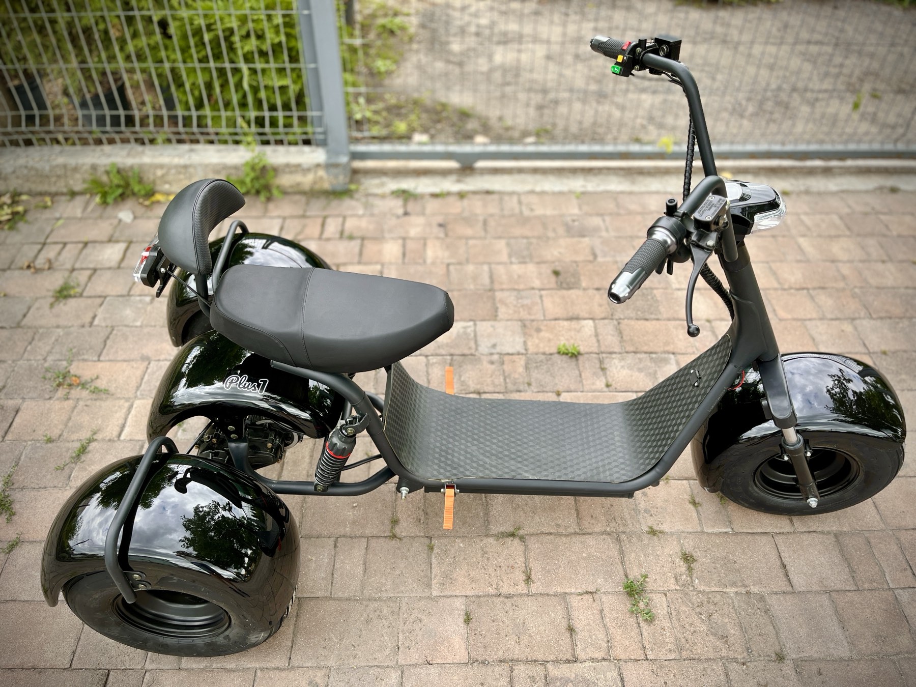 Scooter Plus1 SMD-301-1-2000W 20Ah Li-Ion